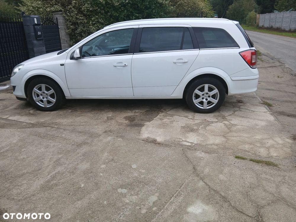 Opel Astra - 2