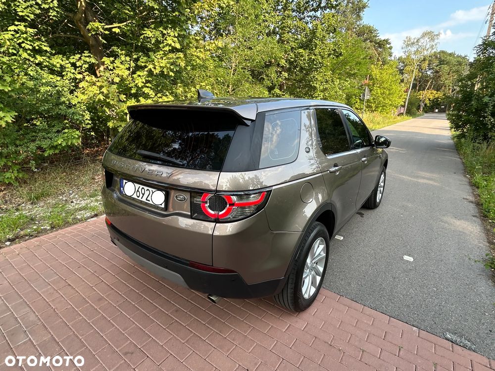 Land Rover Discovery Sport 2.0 TD4 HSE - 3