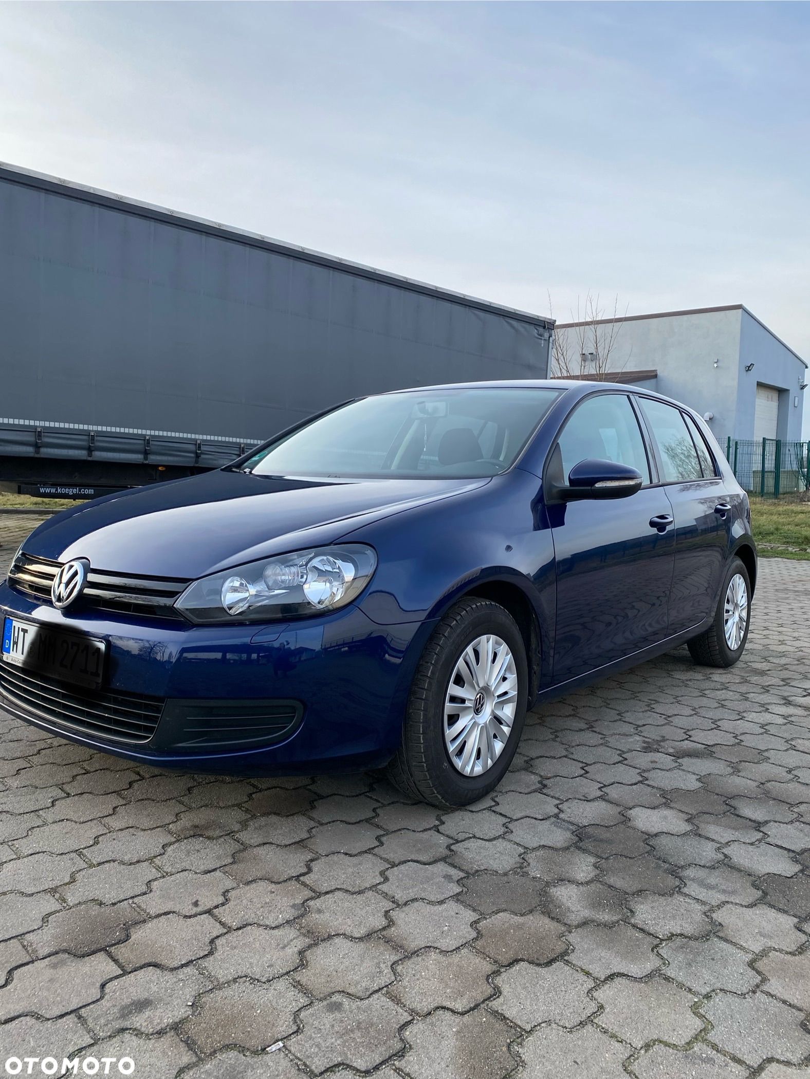 Volkswagen Golf 1.6 Edition - 1