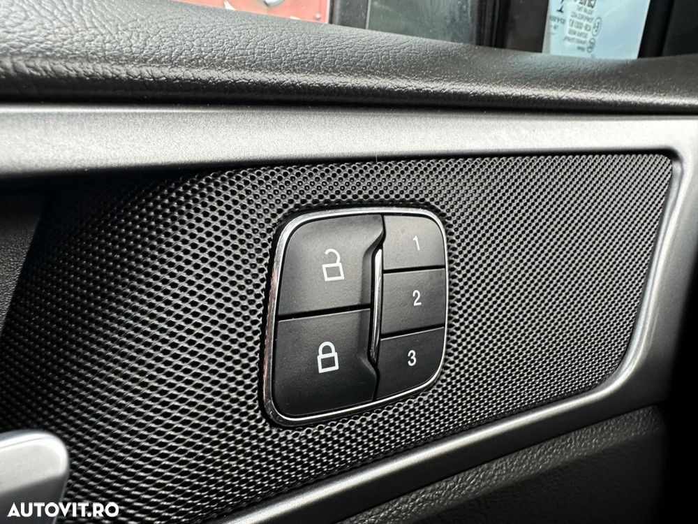 Ford Mondeo - 21