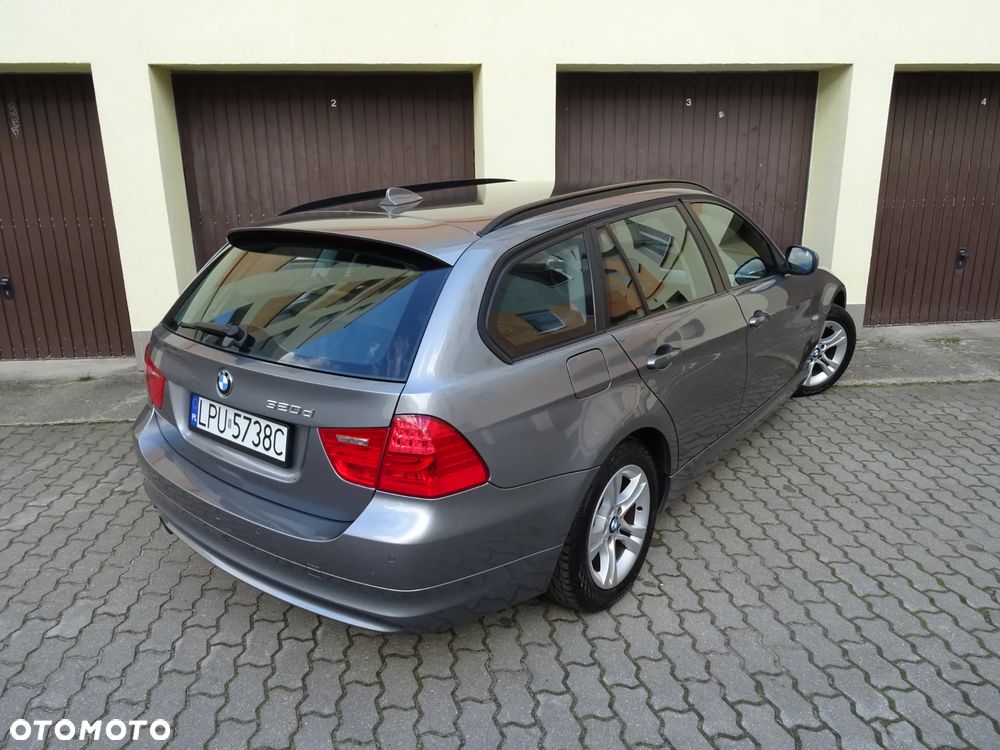 BMW Seria 3 320d xDrive DPF Touring Edition Fleet Lifestyle - 3