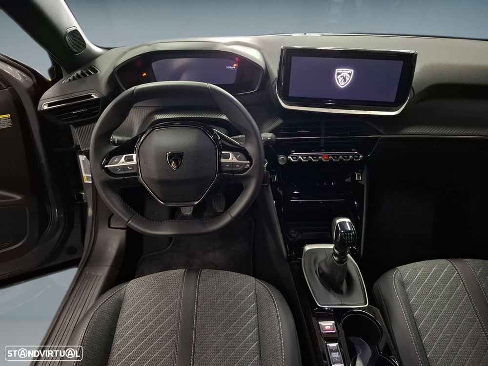 Peugeot 2008 1.2 PureTech Allure - 13