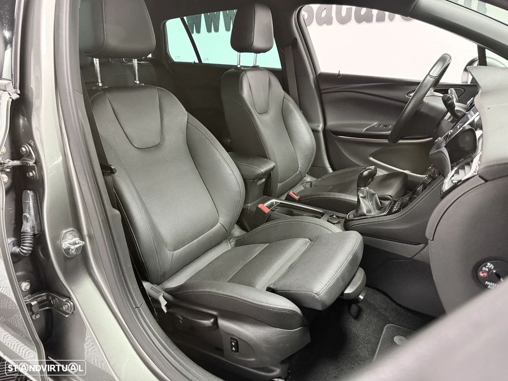 Opel Astra Sports Tourer 1.2 Turbo Start/Stop Sports Tourer Edition - 6