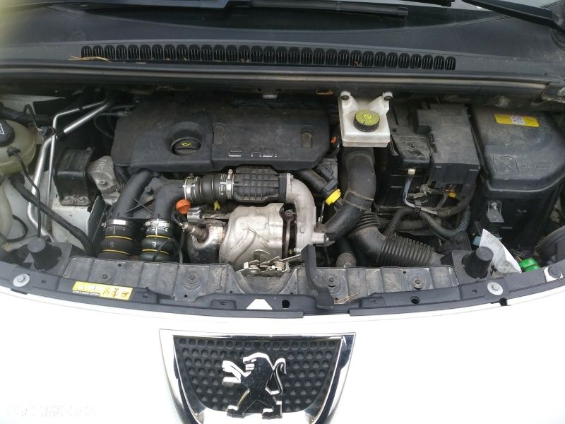 Peugeot 3008 e-HDi 115 ETG6 Stop&Start Business-Line - 7