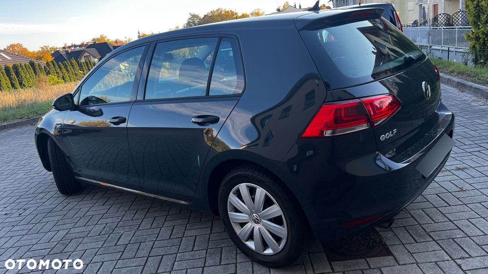Volkswagen Golf - 19