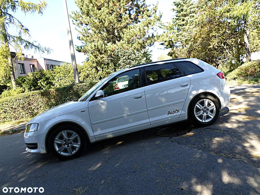 Audi A3 Sportback 1.6 Ambition - 32