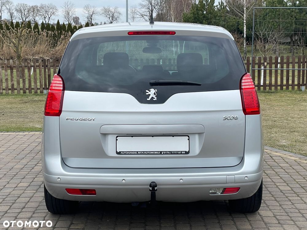 Peugeot 5008 HDI FAP 150 Family Plus - 10