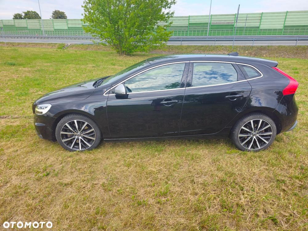 Volvo V40 D2 Drive-E SCR Momentum - 4
