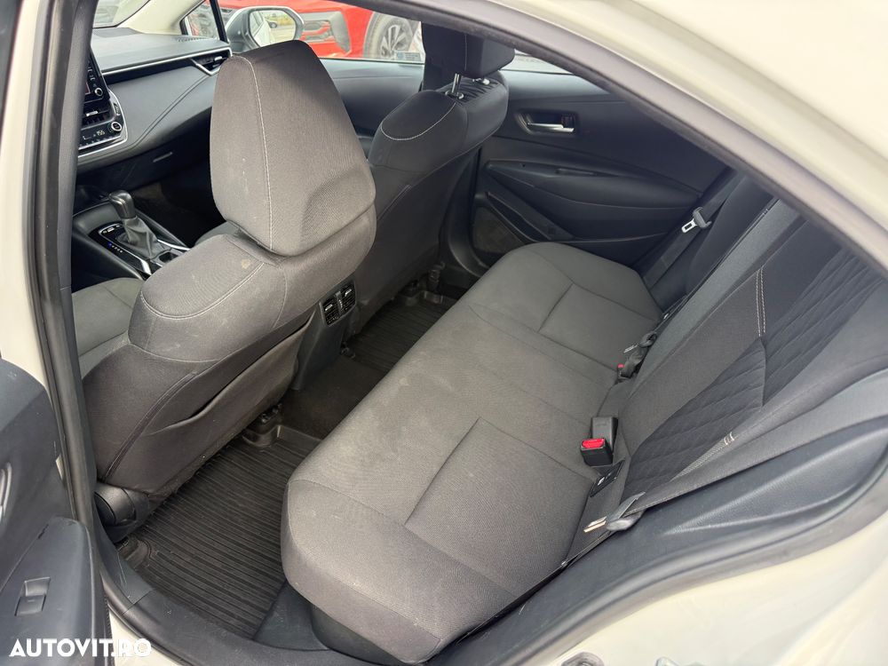 Toyota Corolla 1.8 HSD Business - 20