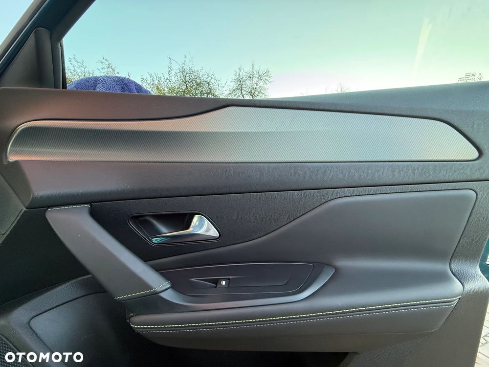 Peugeot 408 1.2 PureTech GT S&S EAT8 - 18