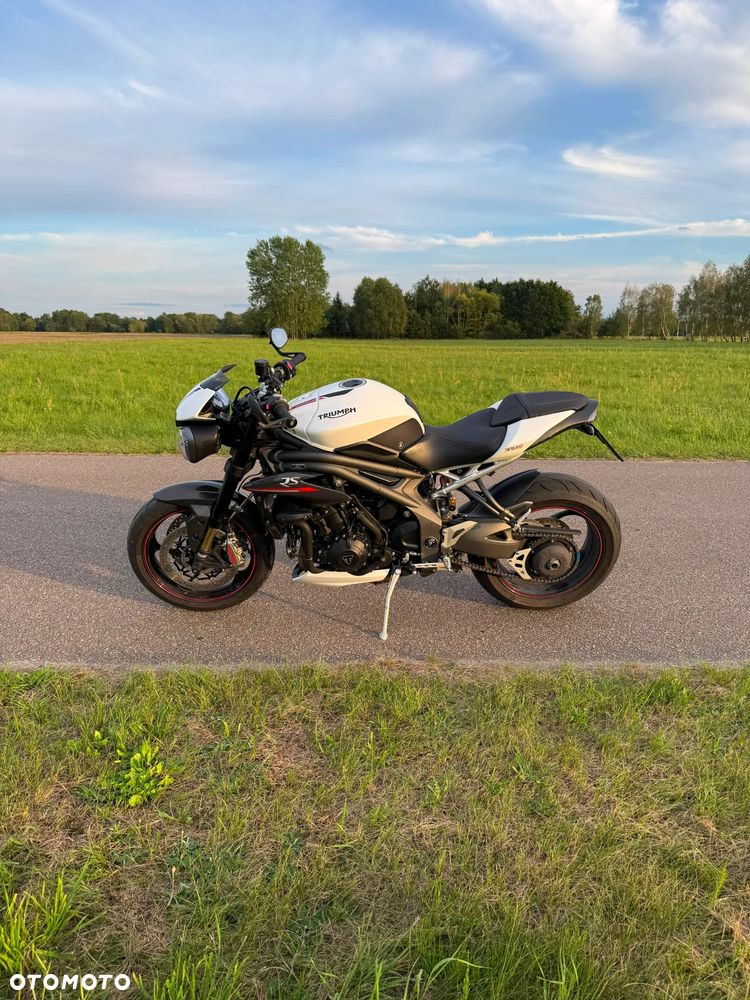 Triumph Speed Triple - 2
