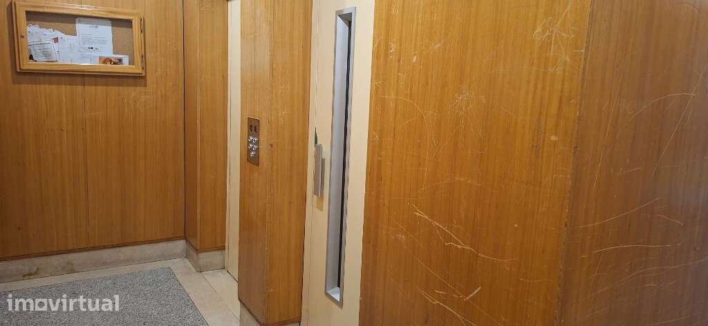 Apartamento T1+1 - Braga - Grande imagem: 3/17