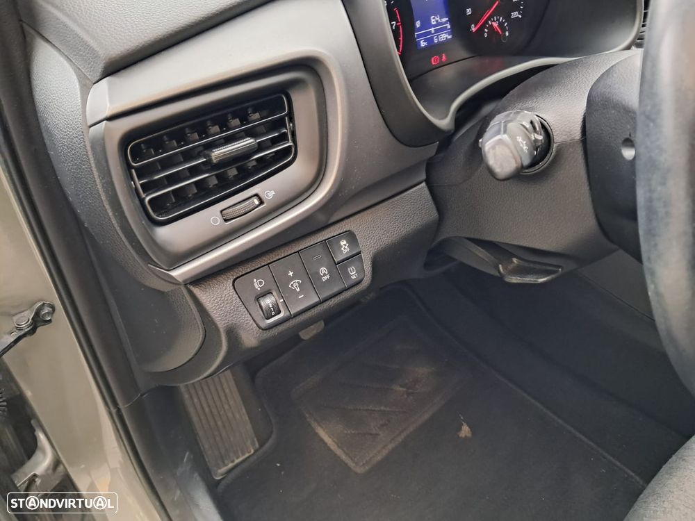 Kia Stonic 1.2 Dynamic - 22