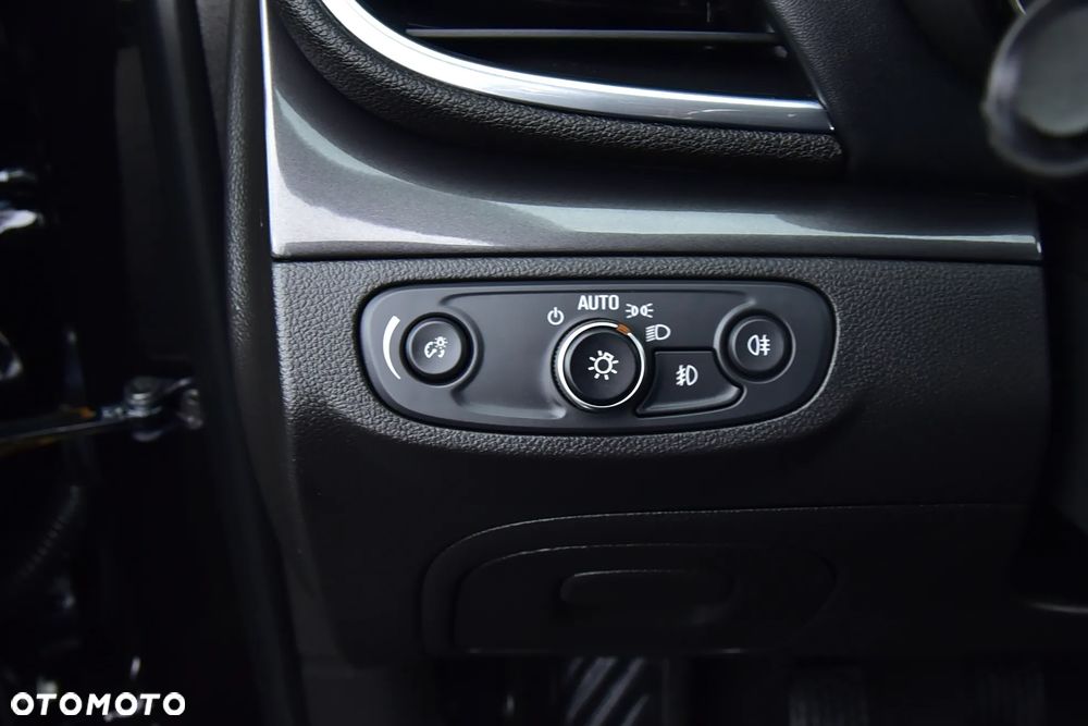 Opel Mokka X 1.4 T Design Line S&S - 24