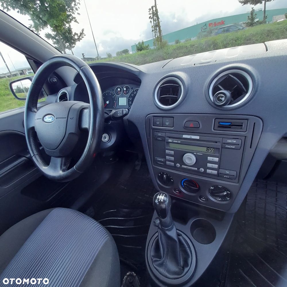 Ford Fusion 1.25 Ambiente - 16