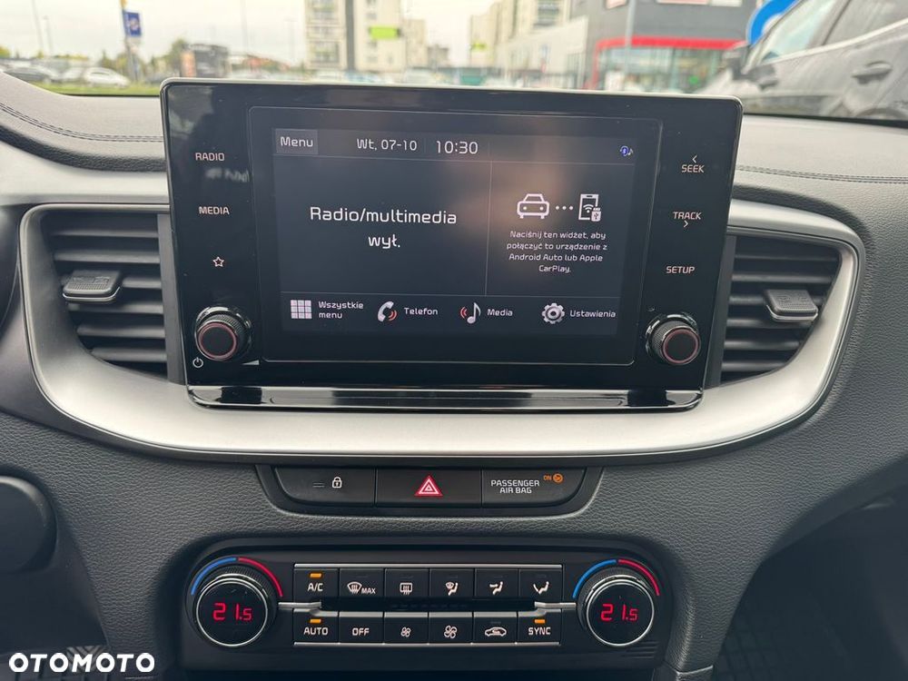 Kia Ceed 1.5 T-GDI M - 10