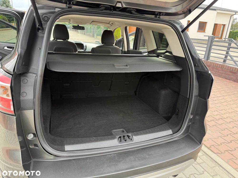 Ford Kuga - 21