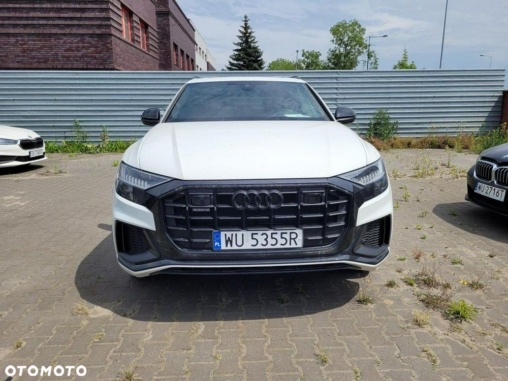 Audi Q8 - 2