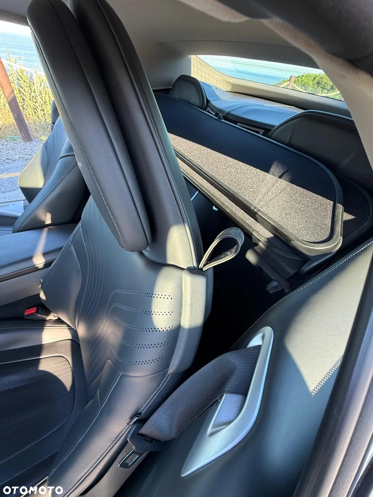 Aston Martin DB11 V8 Volante - 7
