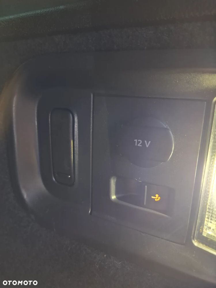 Volkswagen Sharan 2.0 TDI 4Mot Comfortline - 23