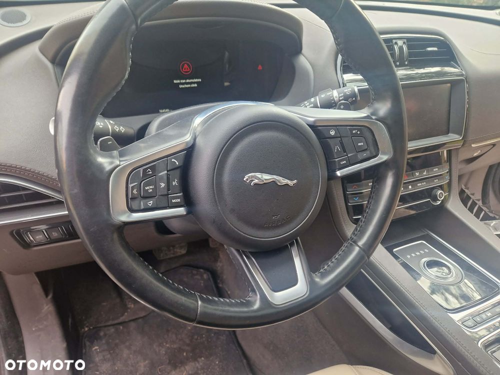 Jaguar F-Pace 2.0 i4D AWD Prestige - 7