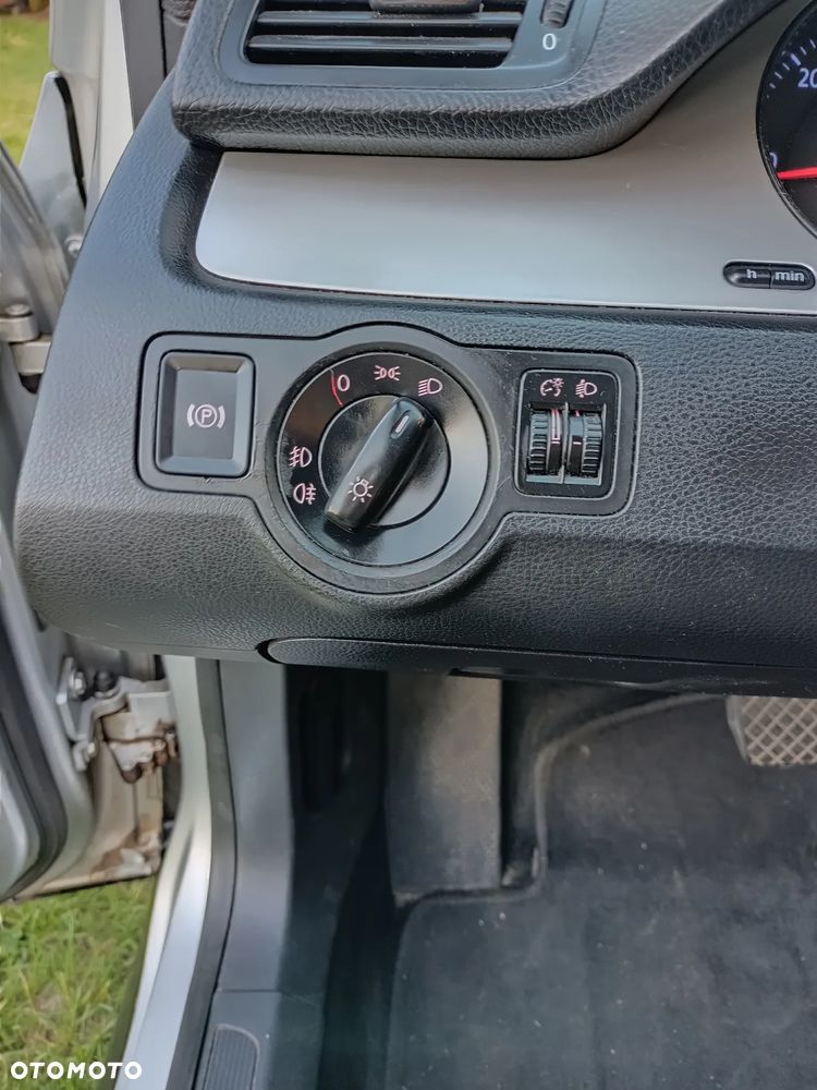 Volkswagen Passat 2.0 TDI DPF Comfortline DSG - 14