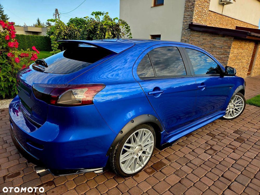 Mitsubishi Lancer - 12