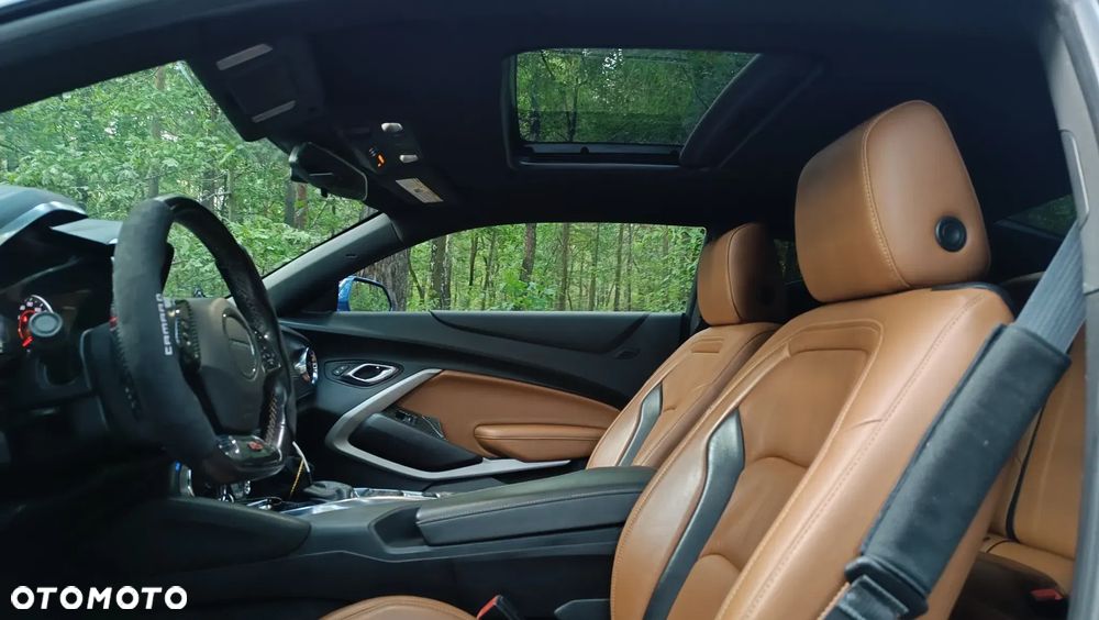 Chevrolet Camaro - 12