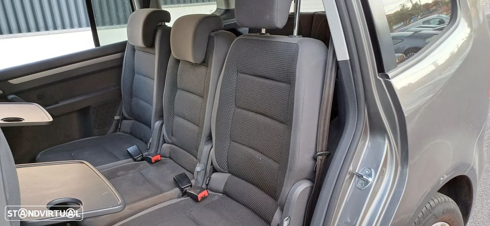 VW Touran 1.6 TDI Blue.Confortline DSG 7L - 8