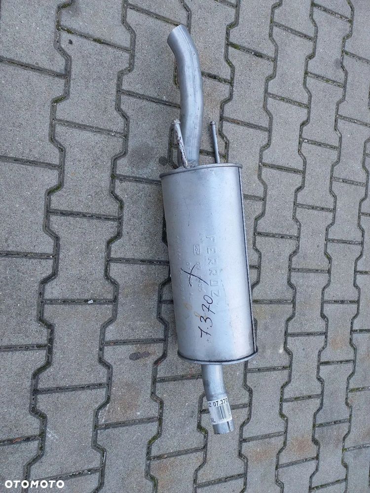 Tłumik końcowy OPEL ASTRA H sedan 1.6i 16V 1.8i 16V 07-   5852707 - 1