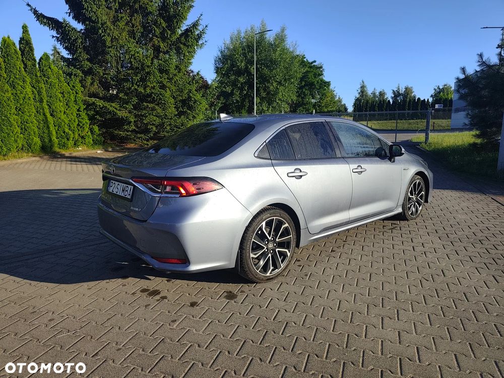 Toyota Corolla 1.8 Hybrid Club - 6