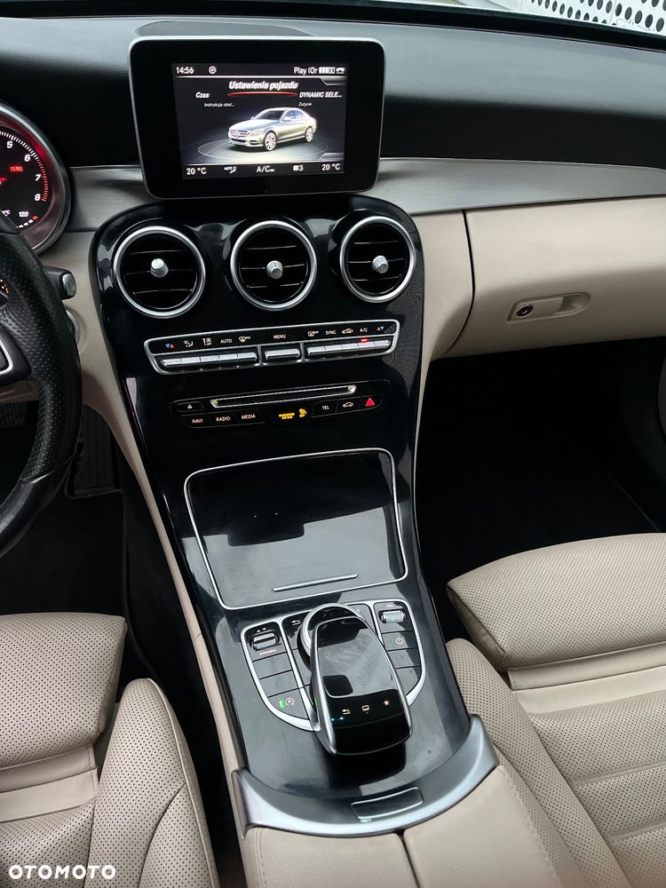 Mercedes-Benz Klasa C 300 7G-TRONIC Exclusive - 19