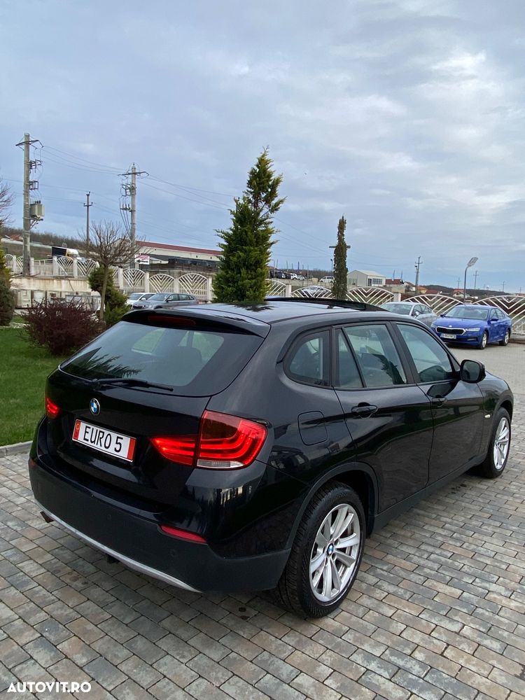 BMW X1 xDrive20d - 12