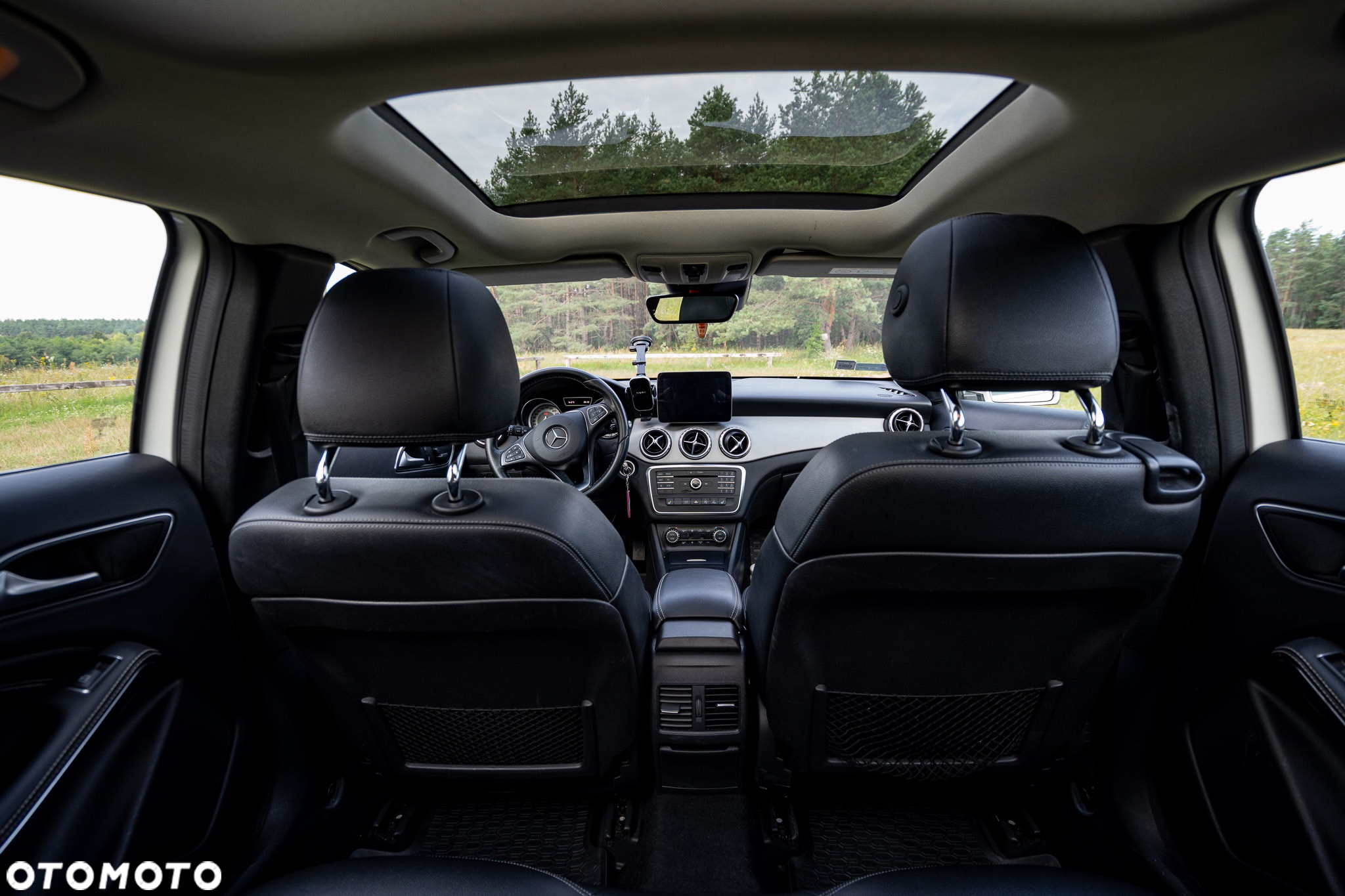 Mercedes-Benz GLA - 6
