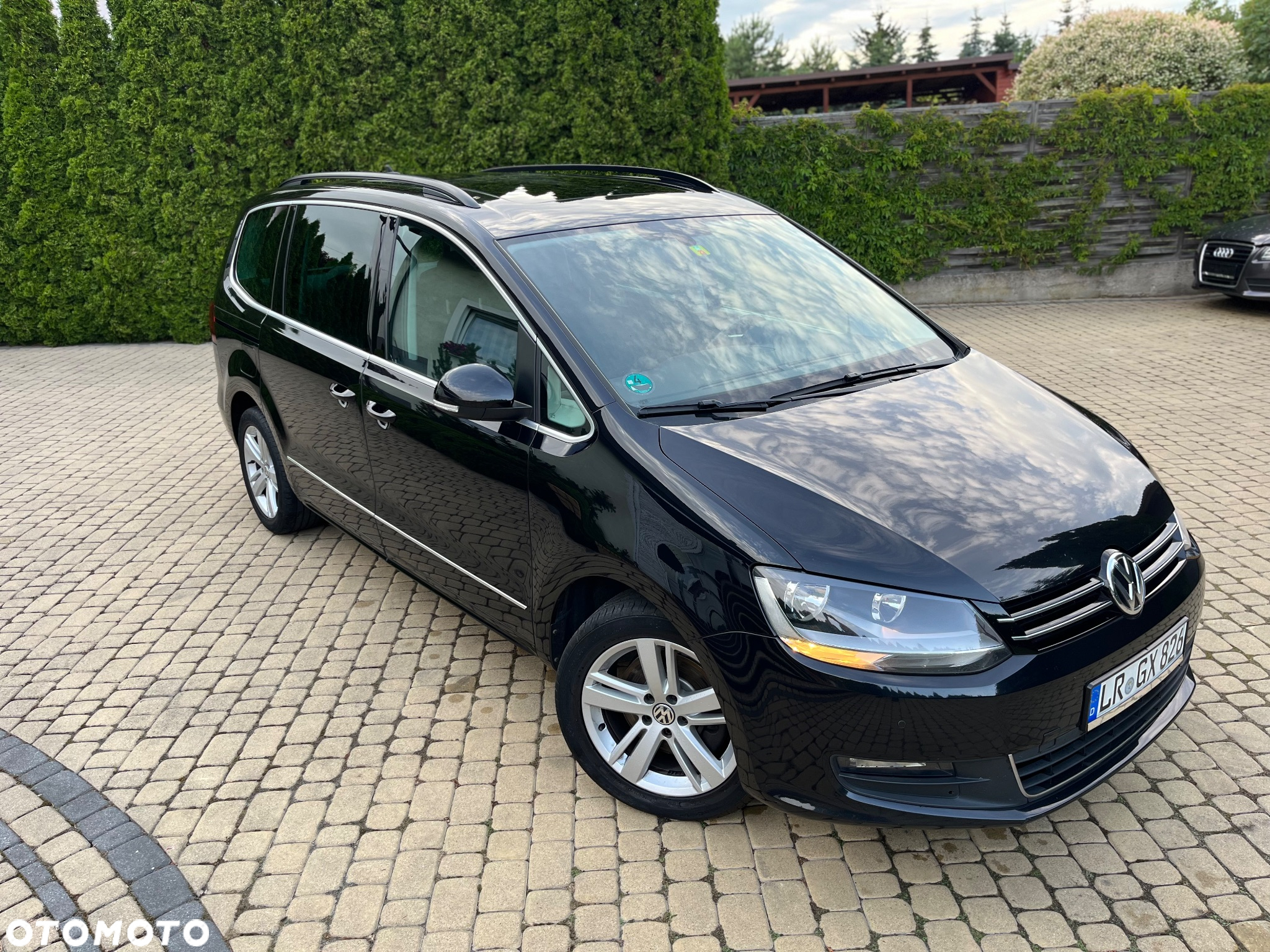 Volkswagen Sharan 2.0 TDI DSG Comfortline United - 32