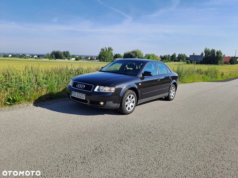 Audi A4 Avant - 1