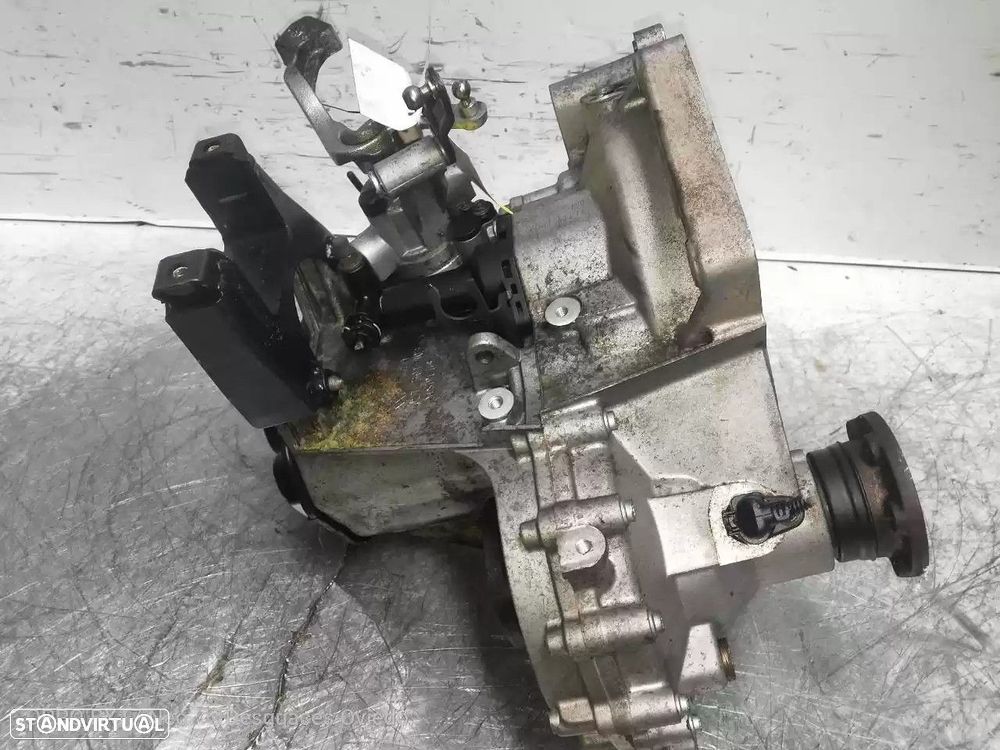 CAIXA VELOCIDADES SKODA FABIA I 2001 -31FCX - 2