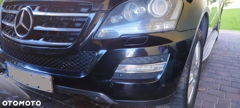 Mercedes-Benz ML - 15