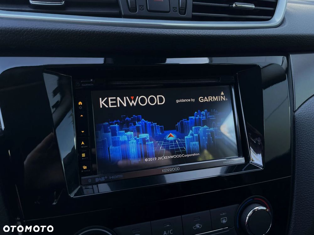 Nissan Qashqai 1.5 dCi N-Connecta - 29