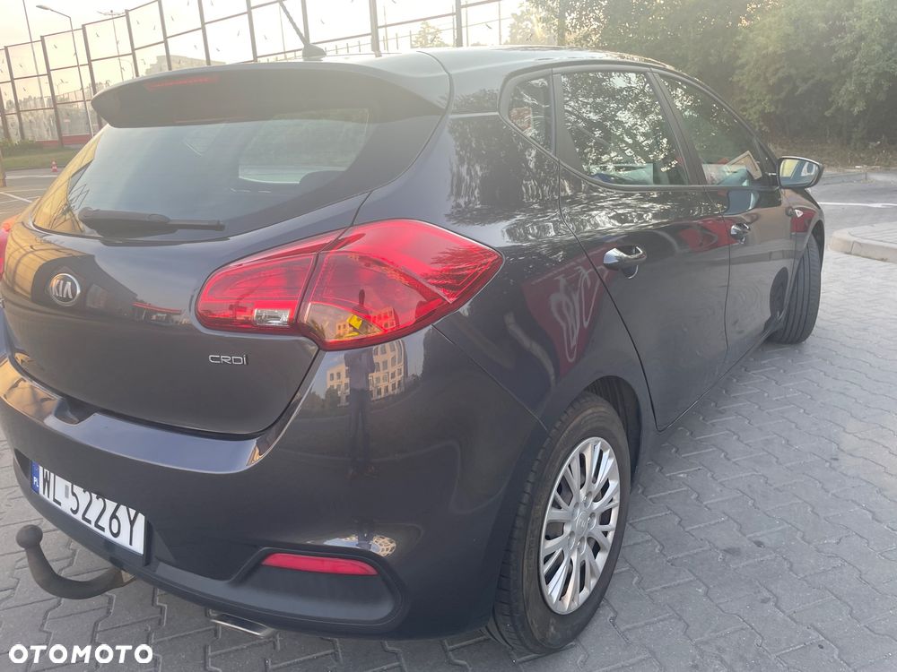 Kia Ceed 1.6 CRDi 115 ISG Vision - 27
