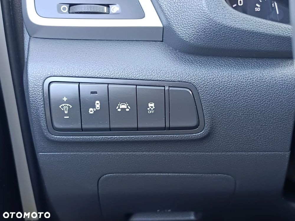 Hyundai Tucson blue 1.7 CRDi 2WD Advantage - 34