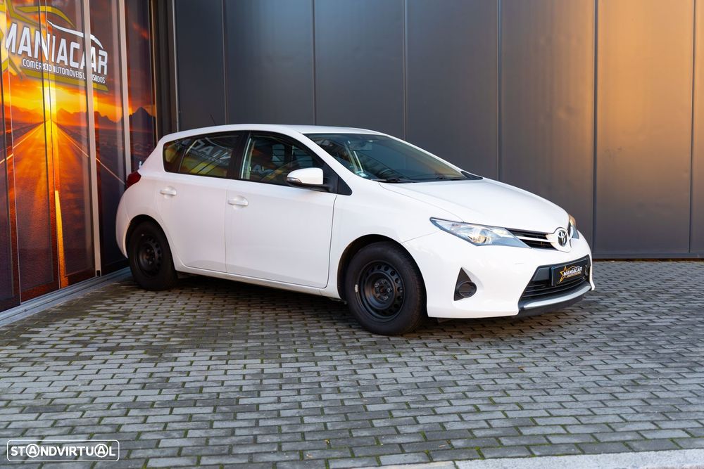 Toyota Auris 1.4 D-4D - 3