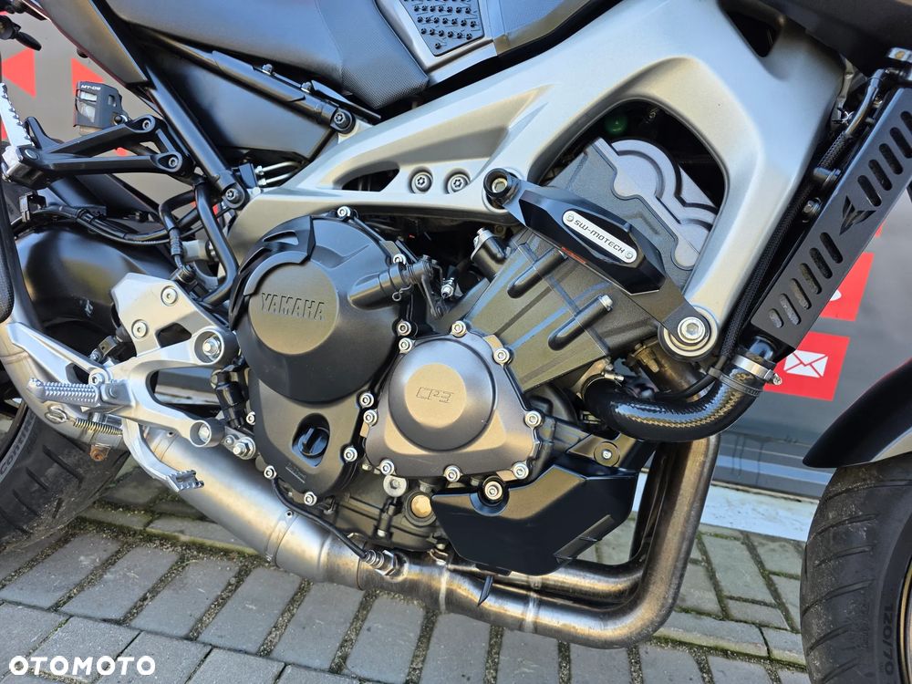 Yamaha MT - 28