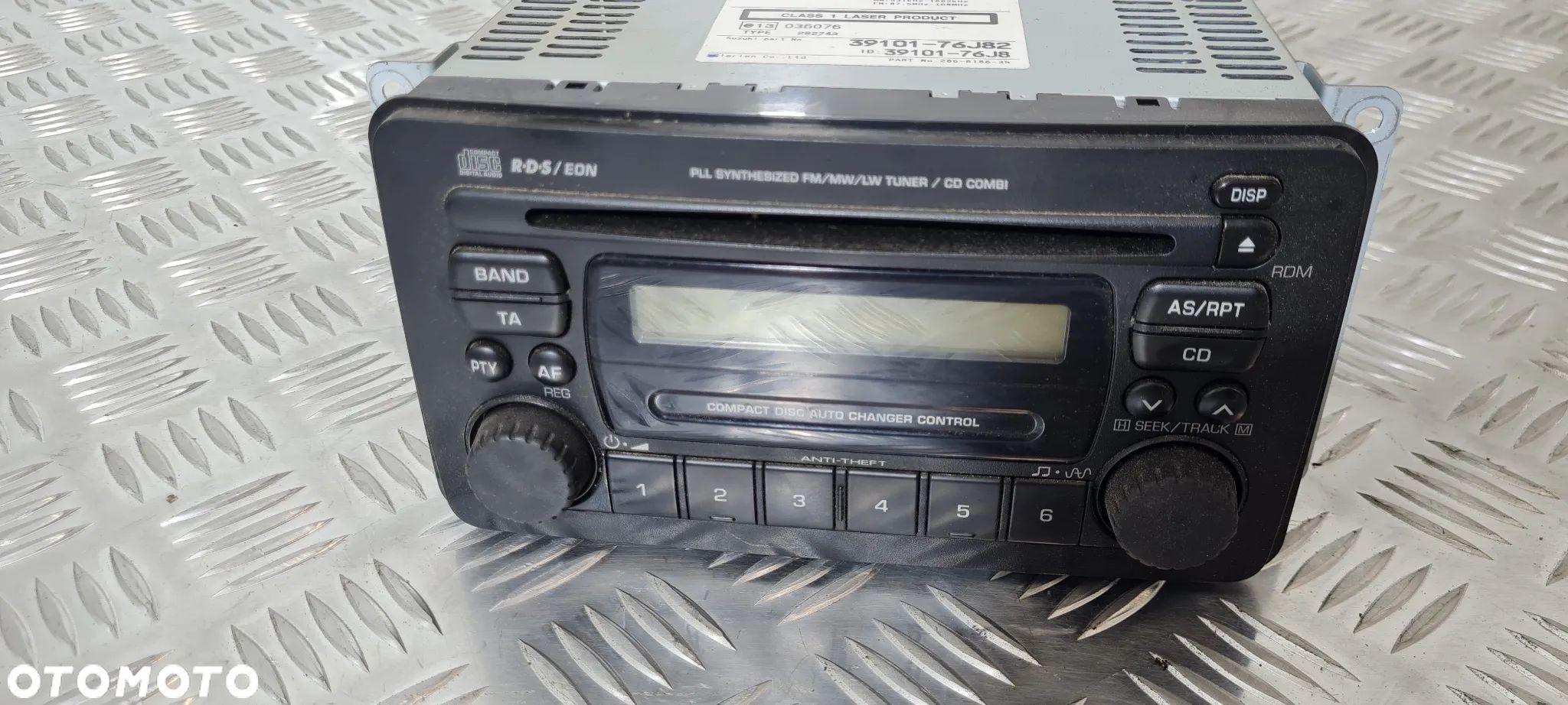 Suzuki Jimny Radio - 1