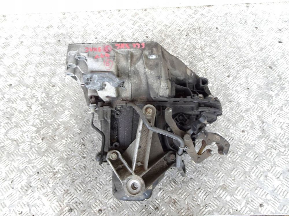 skrzynia biegów nissan juke f15 1.6 benzyna jr5339 - 1