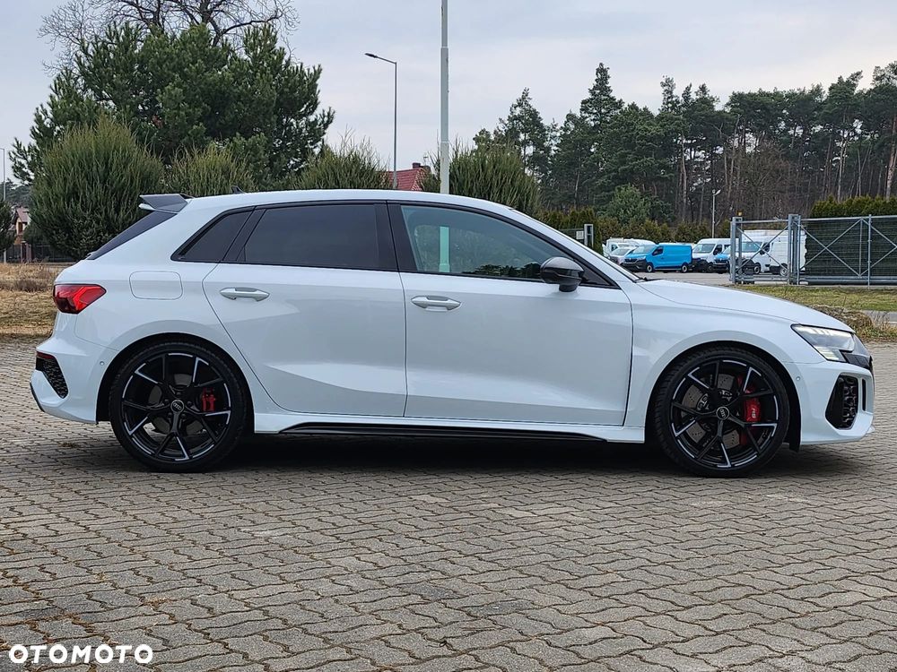 Audi RS3 Sportback - 4