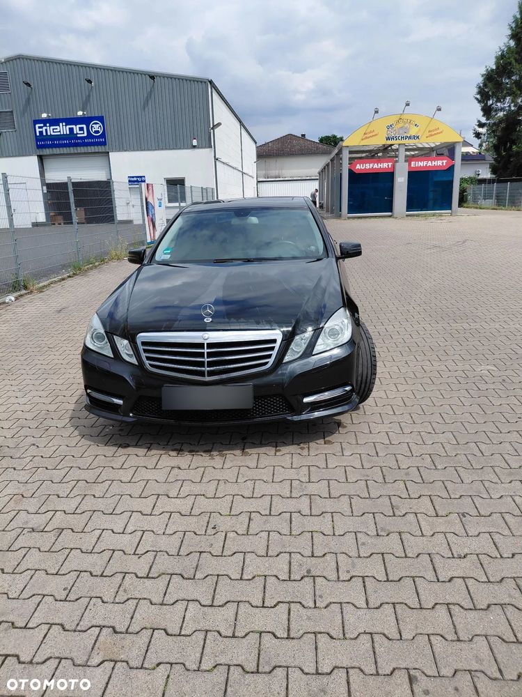Mercedes-Benz Klasa E 250 CDI DPF BlueEFFICIENCY Automatik Elegance - 1