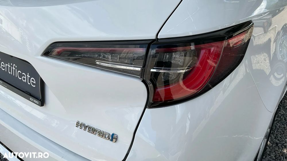 Toyota Corolla 1.8 HSD Dynamic - 29