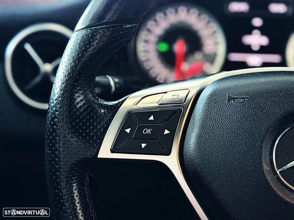 Mercedes-Benz A 200 CDI AMG Line - 25