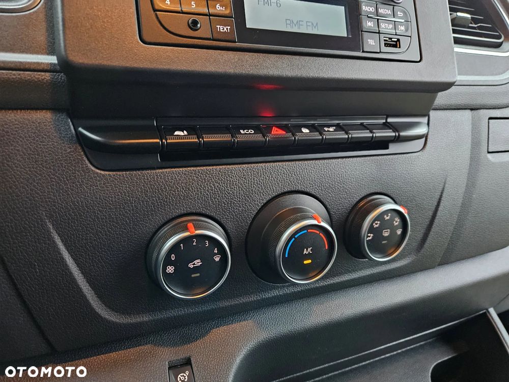 Renault Master L2H2 2.3dCi 136KM - 18